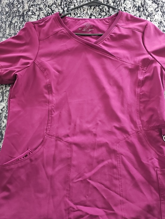 Cherokee Infinity Scrub Set In Wine - Picture 6 of 8